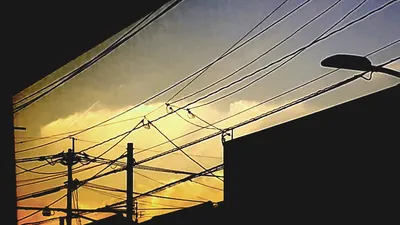夕暮れ時の帰り道 夕焼け空