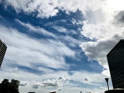 9月の空