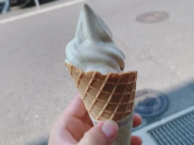 ソフトクリーム_溶けかけ_下関