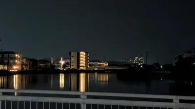 小さな街の夜景