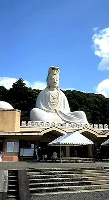 護国神社仏像