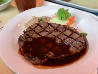 ステーキ.ポテトサラダ.夢